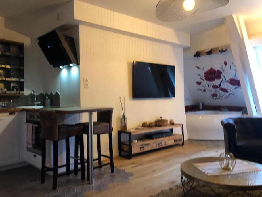 Sejour Detente Au Coeur De Macon Spa,Cine,Bouteille Offerte מראה חיצוני תמונה