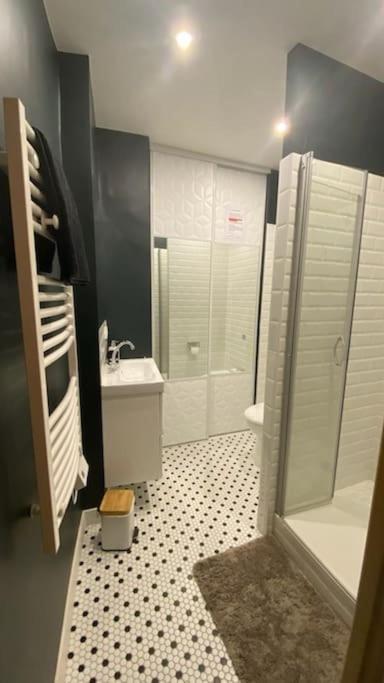 Sejour Detente Au Coeur De Macon Spa,Cine,Bouteille Offerte מראה חיצוני תמונה